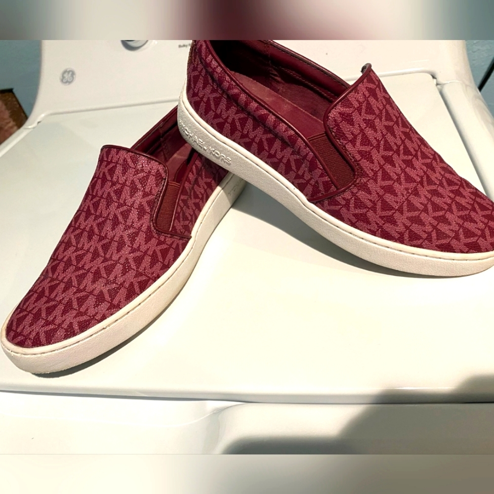 Women's Michael Kors slip on sneakers